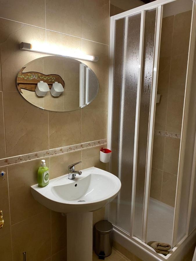 Appartement La Buhardilla De Sofia à Sesué Extérieur photo